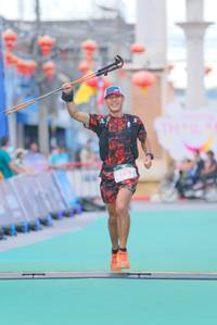 BIB: 54742
                            <button type="button" onclick="openModal(21761194)" class="btn btn-primary btn-sm float-right btn-popup" data-toggle="modal" data-target=".modal-high-quality">
                        <i class="fas fa-shopping-cart"></i> Add to Cart
                    </button>
                                            <button type="button" onclick="isThisMe(21761194, true)" class="btn btn-success btn-sm float-right btn-popup btn-isme hidden" data-toggle="tooltip" data-placement="bottom" title="นี่คือรูปของคุณใช่ไหม คลิกที่นี่เพื่อเอาเข้าอัลบั้ม">
                        <i class="fas fa-plus"></i> Add to album
                    </button>
                    <button type="button" onclick="isThisMe(21761194, false)" class="btn btn-warning btn-sm float-right btn-popup btn-isnotme hidden">
                        <i class="fas fa-ban"></i> Remove from album
                    </button>